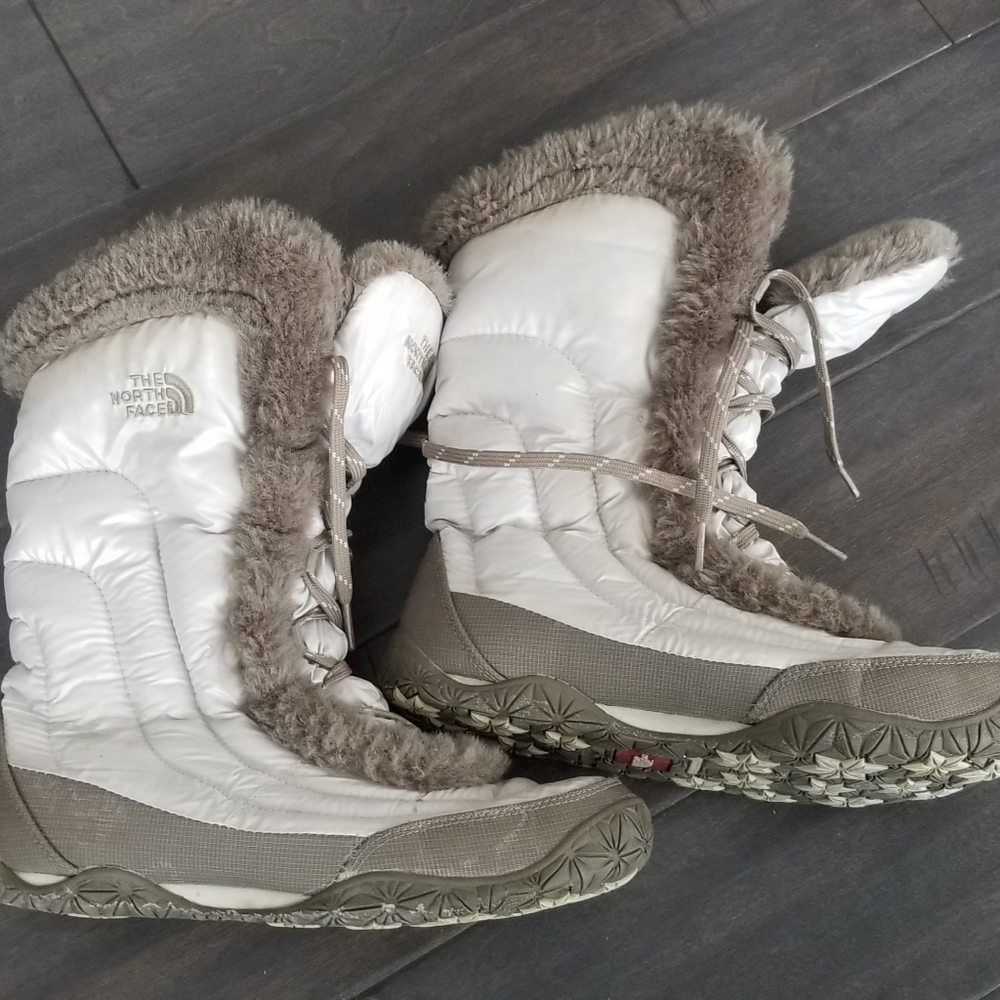 Women's North Face white boots